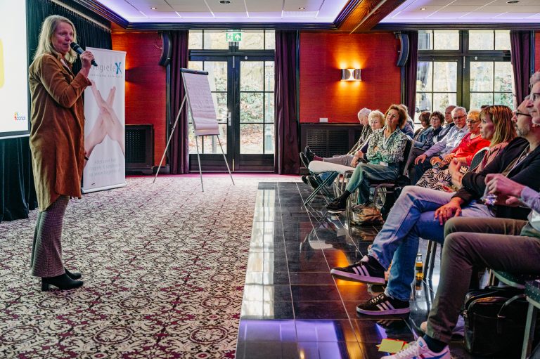 Annemiek Grijpma. Spreker, auteur, schrijven, GZ Psycholoog.